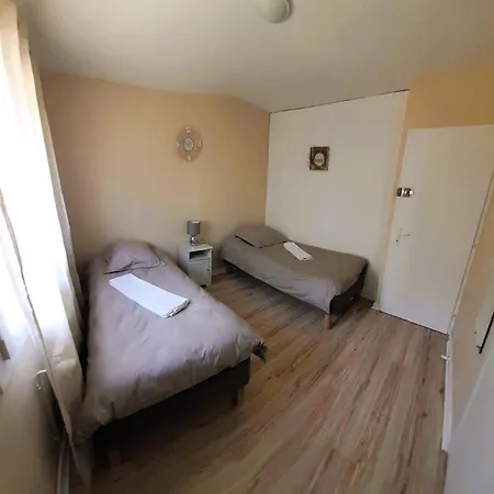 Spacious House Close To Schools And Hospital Mignaloux-Beauvoir